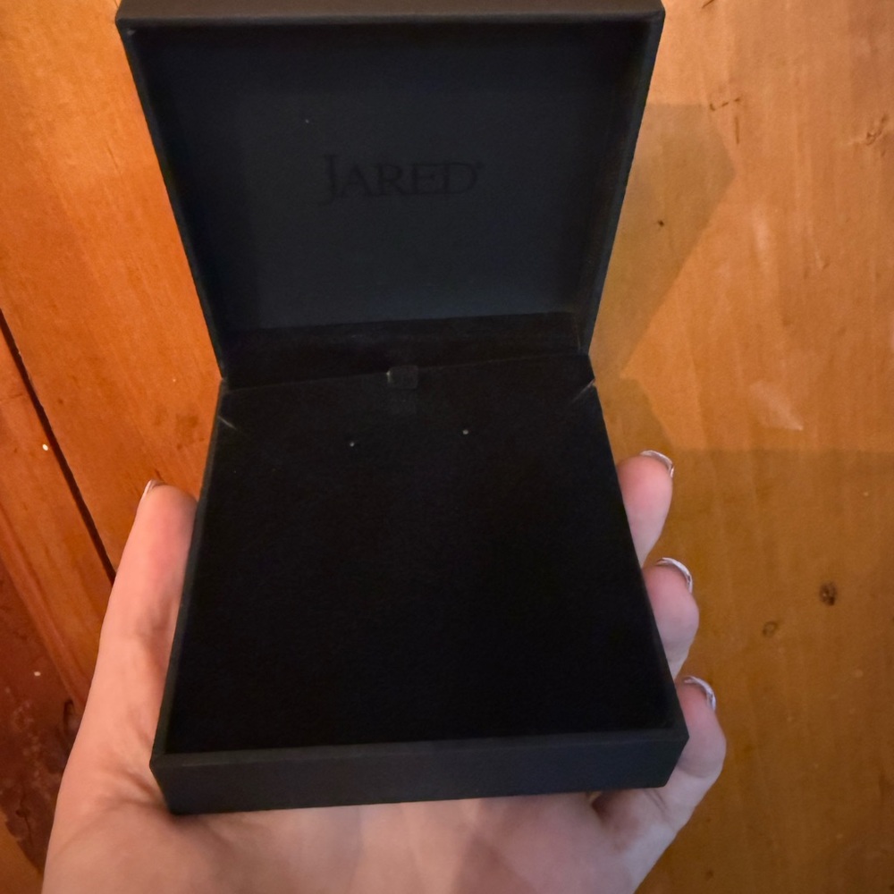 Jared Jewery box - Picture 2 of 3